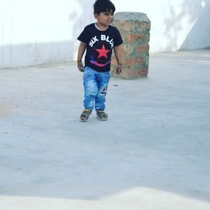 Meet your Posher, Azlan